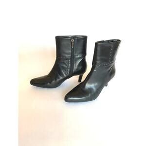 Tahari Black Leather Ankle Boot Heeled Studded Size 7M